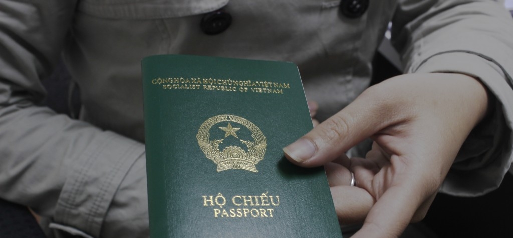 Tại Việt Nam làm hộ chiếu bao nhiêu ngày thì lấy được?